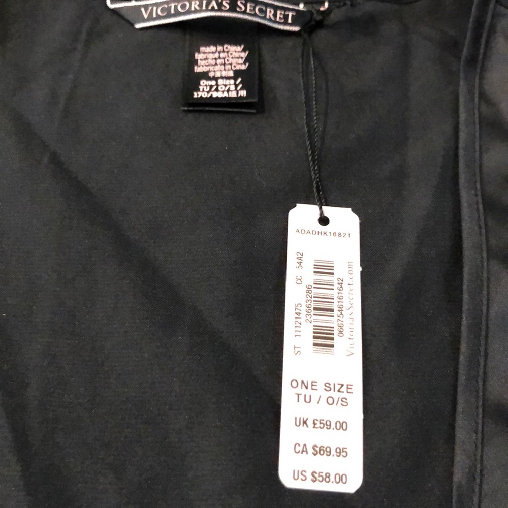 Victoria’s Secret kimono robe - Picture 3 of 3